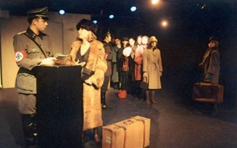 Seyir Defteri (Julia) — sahne fotoğrafı 4
